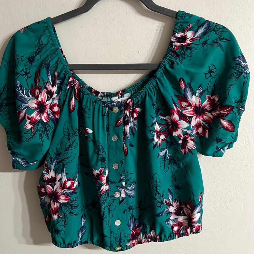 ***SOLD***  Candies Top and pant set, floral print size M